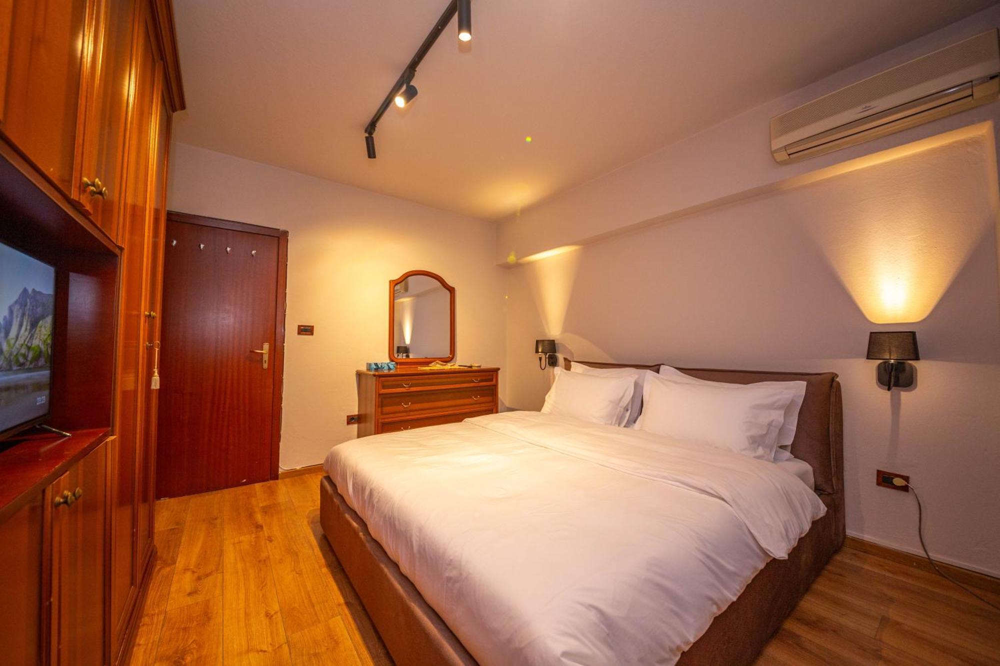 Blloku Unique Apartments 3 Tirana Extérieur photo
